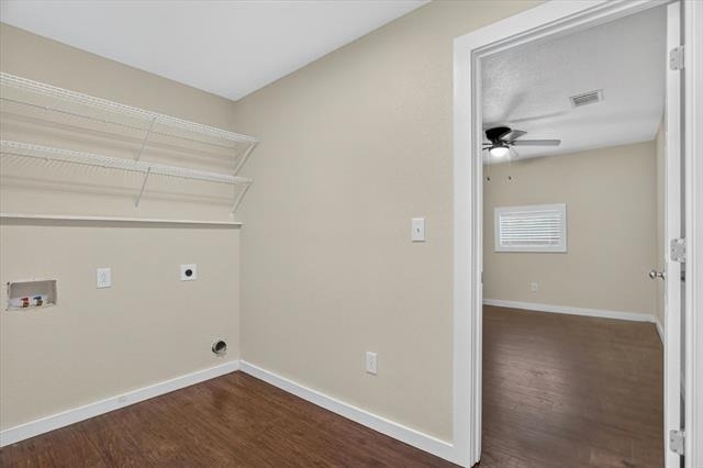 5016 Marks Place - Photo 10