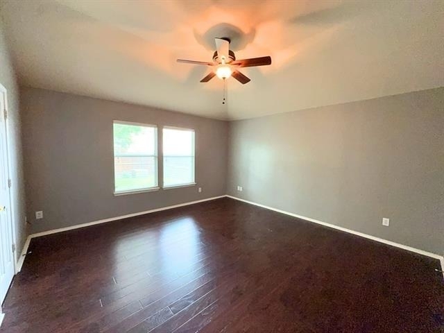 9120 Goldenview Drive - Photo 7