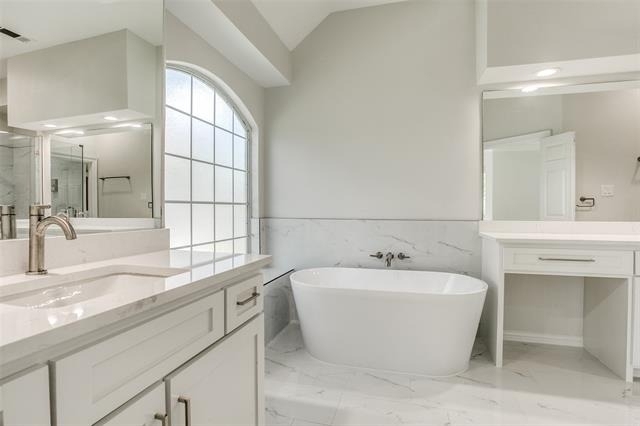 1270 Lakeway Drive - Photo 25