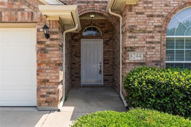 8244 Edgepoint Trail - Photo 2