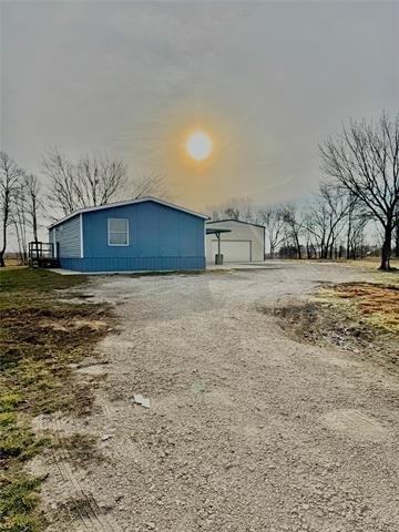 6553 Private Road 2270 - Photo 30