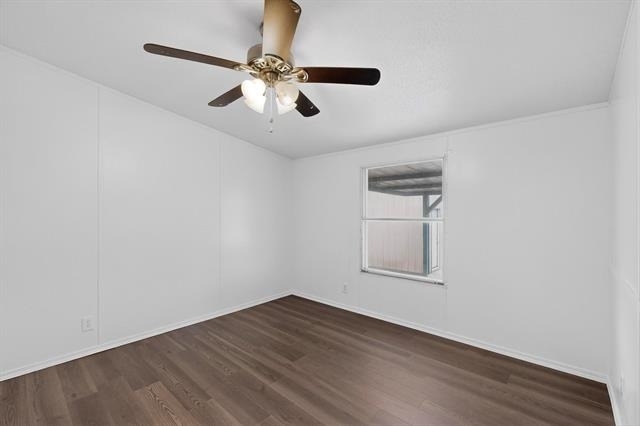 6553 Private Road 2270 - Photo 15