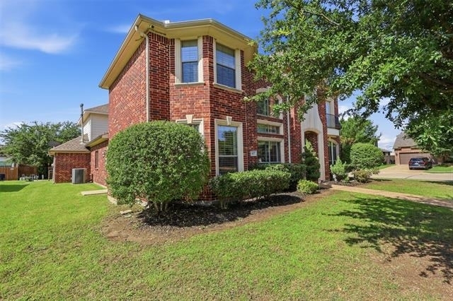 627 Seymour Drive - Photo 1