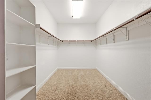 627 Seymour Drive - Photo 13