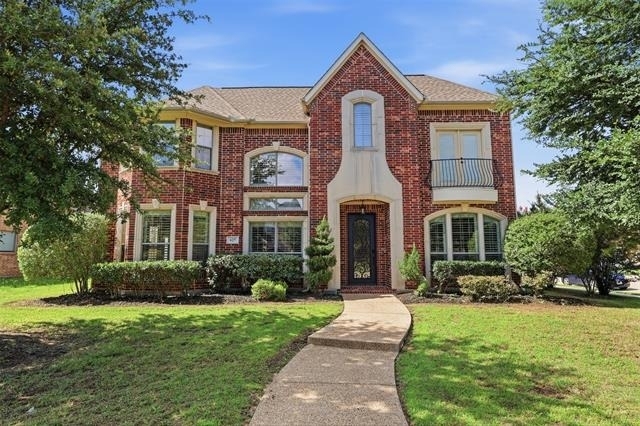 627 Seymour Drive - Photo 0