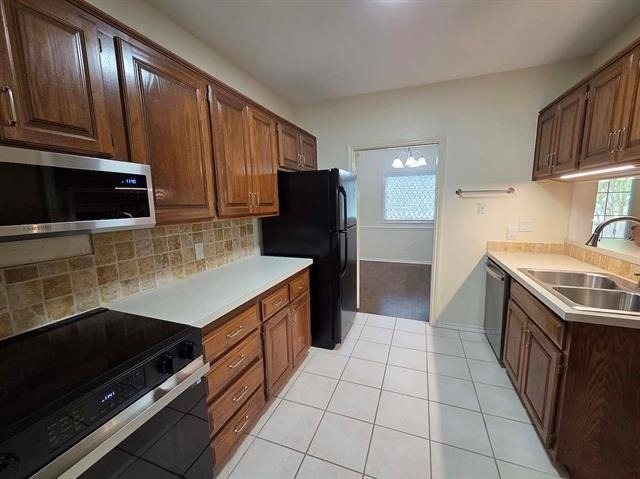 5839 Lake Point Drive - Photo 5