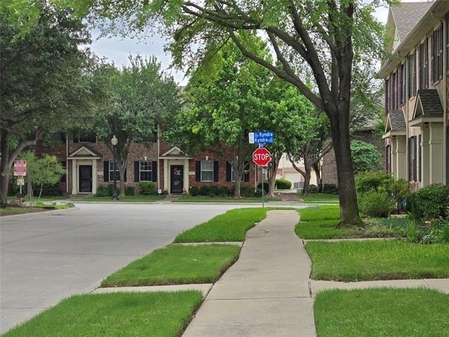 4082 Kyndra Circle - Photo 4