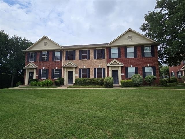 4082 Kyndra Circle - Photo 1