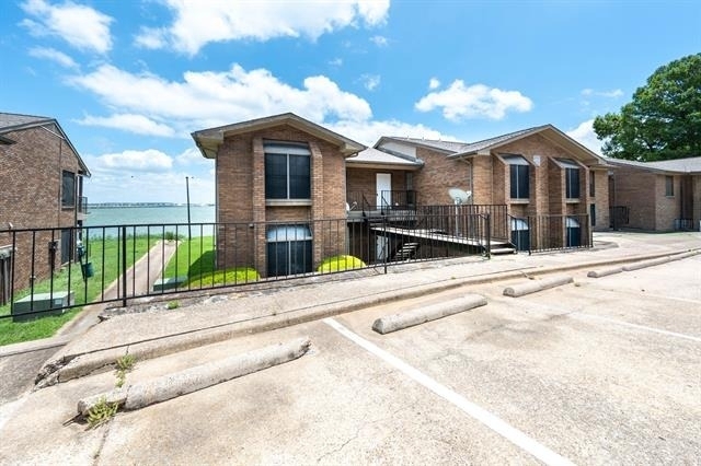 4552 Chaha Road - Photo 1