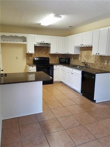 256 Aspenway Drive - Photo 2