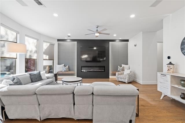 5381 Moss Glen Drive - Photo 12