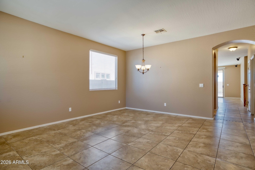 15273 W Roanoke Avenue - Photo 5