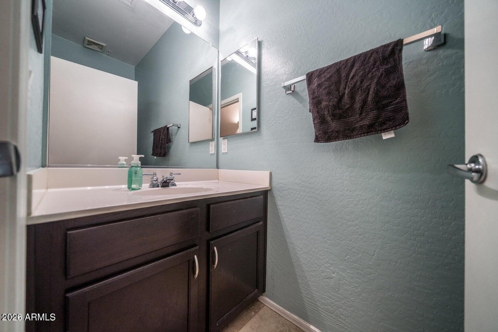 2024 S Baldwin -- - Photo 7