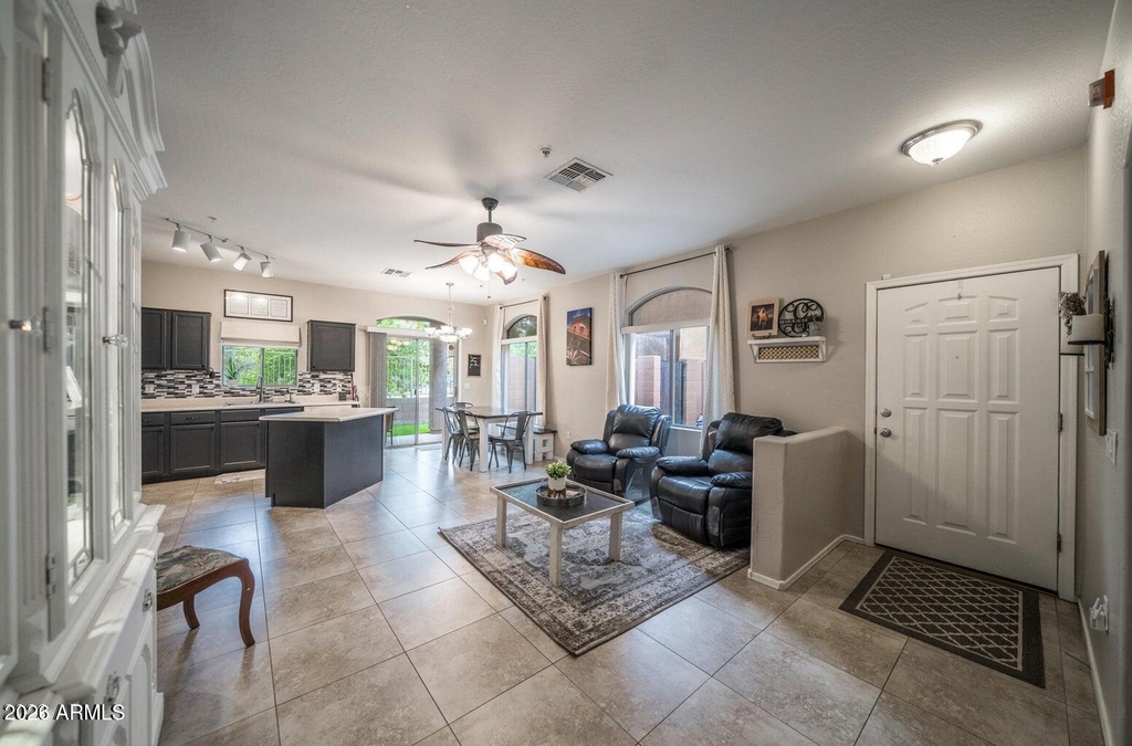 2024 S Baldwin -- - Photo 2