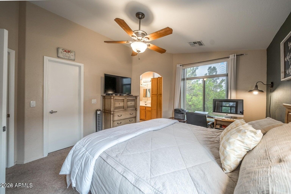2024 S Baldwin -- - Photo 8