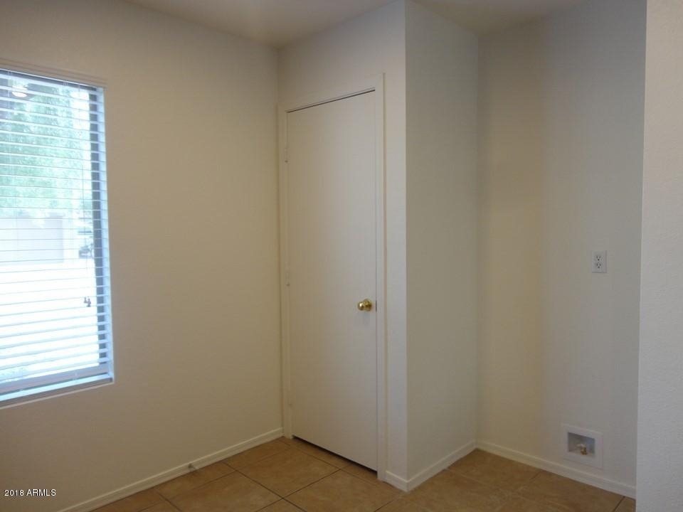11214 W Pierce Street - Photo 7