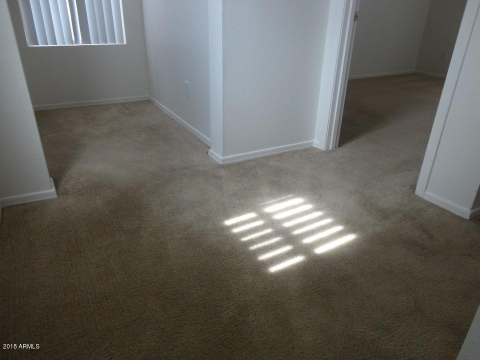 11214 W Pierce Street - Photo 12