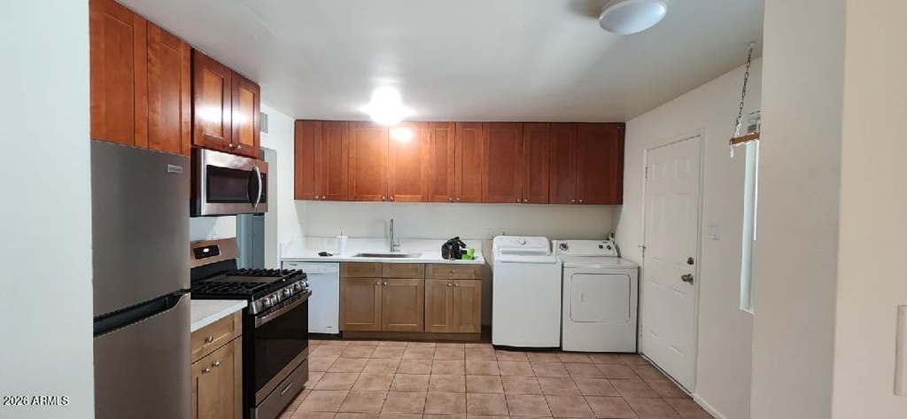 1416 E Orange Street - Photo 3