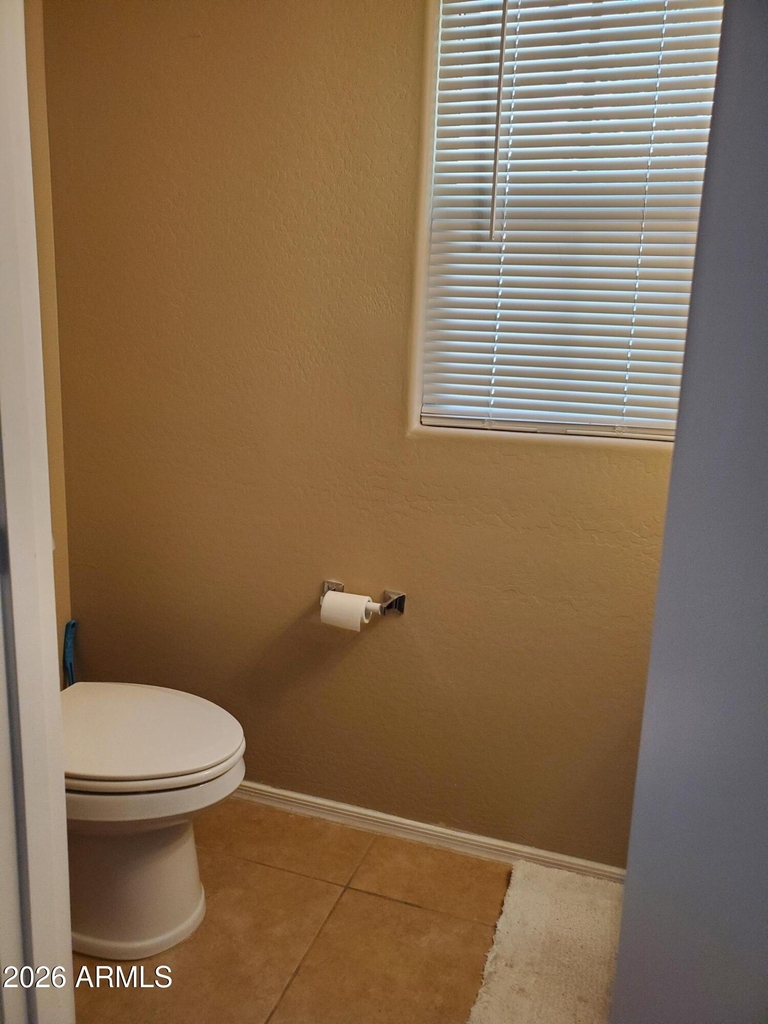 2644 N 73rd Glen - Photo 4