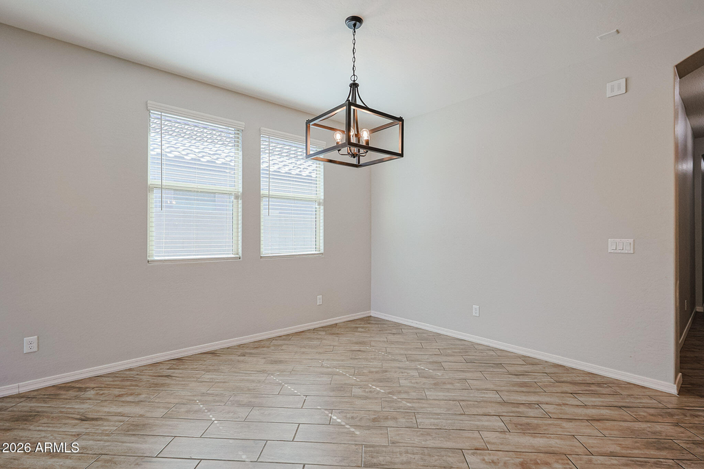 15269 W Pierce Street - Photo 7