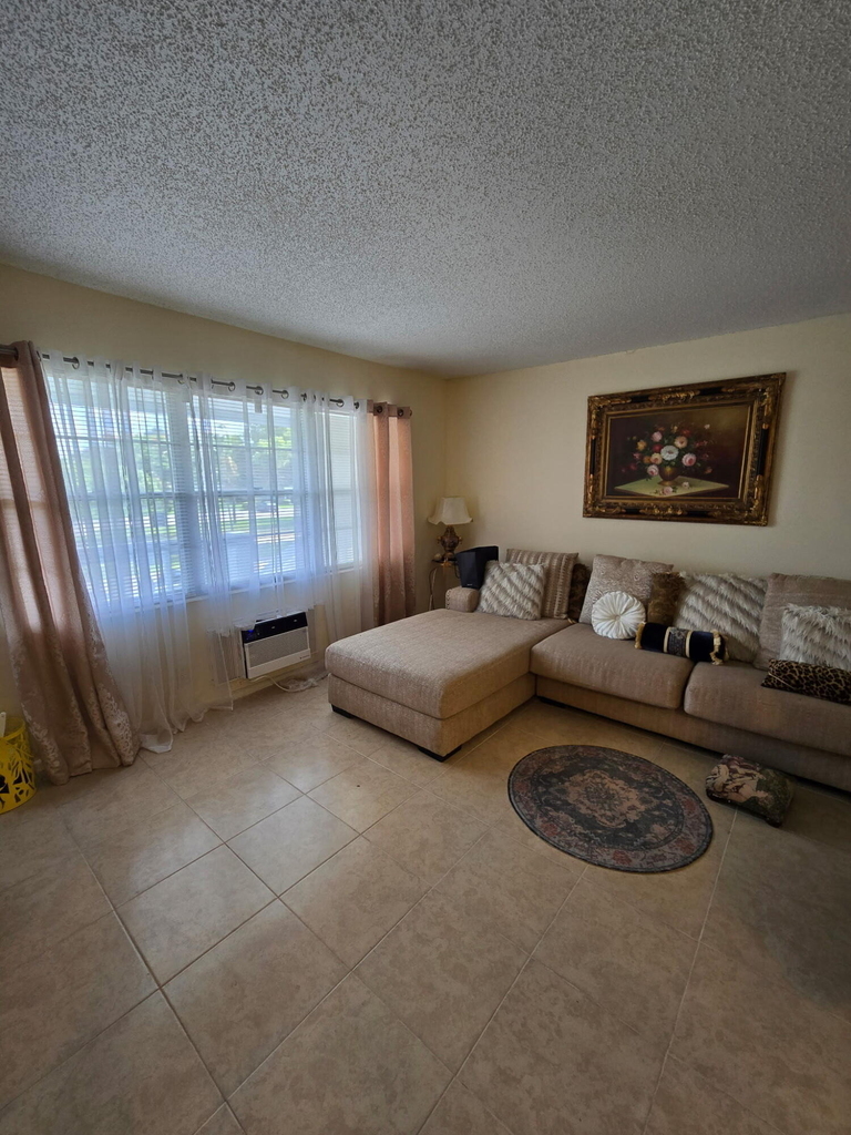 12 Prescott - Photo 1