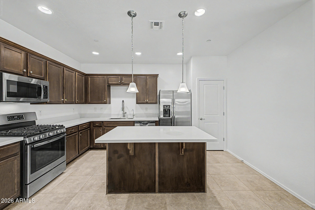 21254 W Hubbell Street - Photo 9
