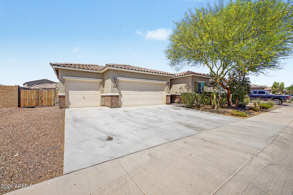 21254 W Hubbell Street - Photo 1