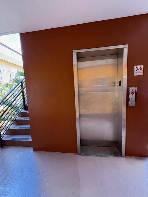 365 Ne 125th Street - Photo 2