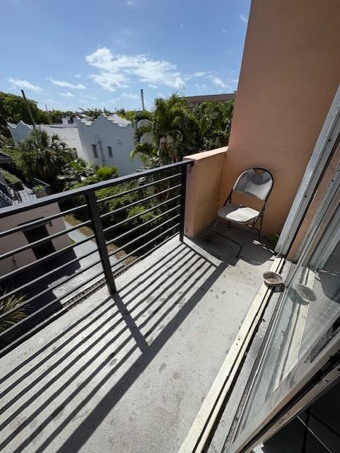 365 Ne 125th Street - Photo 4