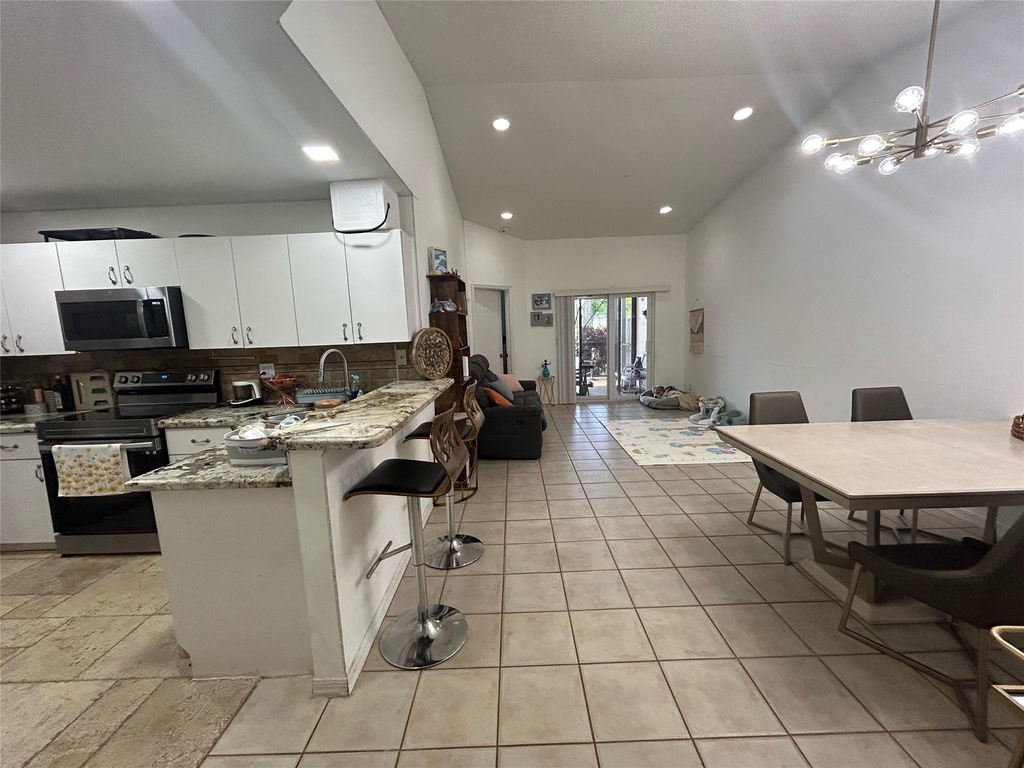 11296 Sw 17th Court - Photo 9