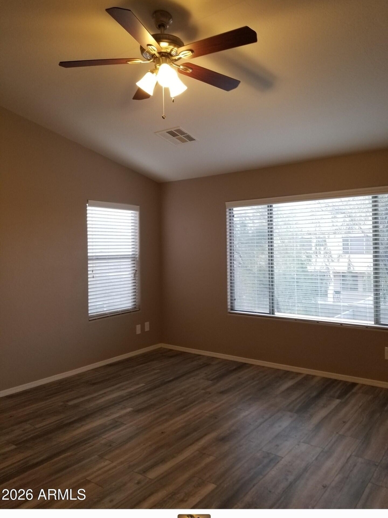 36554 W Alhambra Street - Photo 7