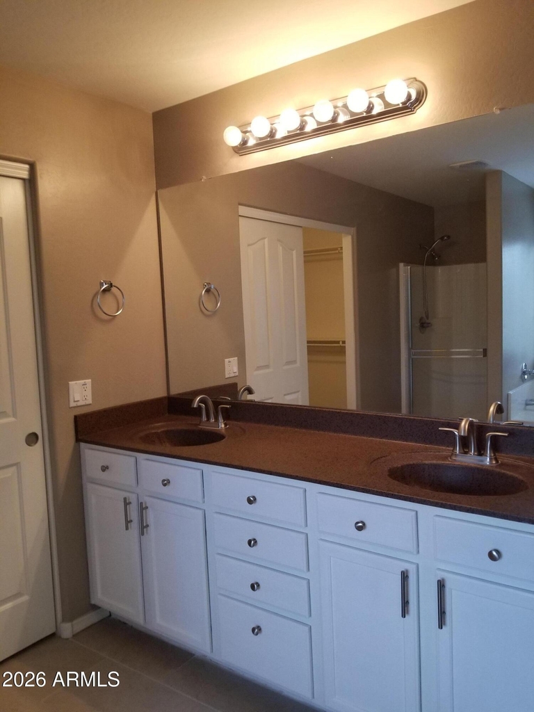 36554 W Alhambra Street - Photo 12
