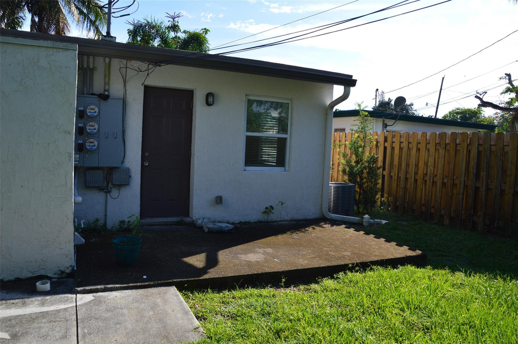 819 Ne 14th Court - Photo 7