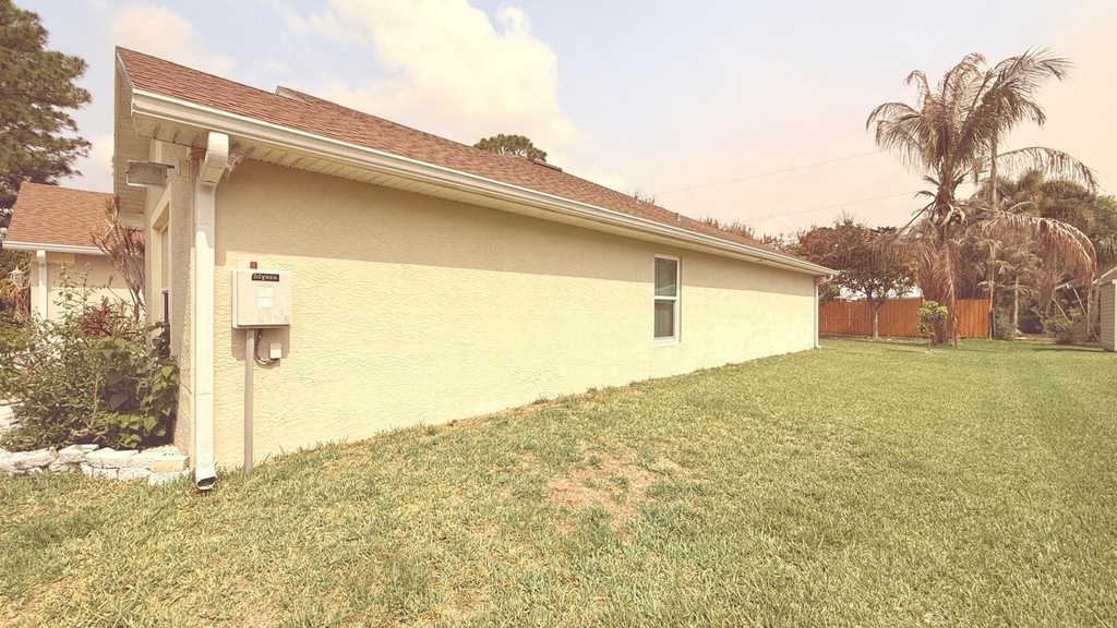1613 Sw Whipple Avenue - Photo 4