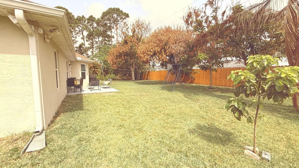 1613 Sw Whipple Avenue - Photo 5