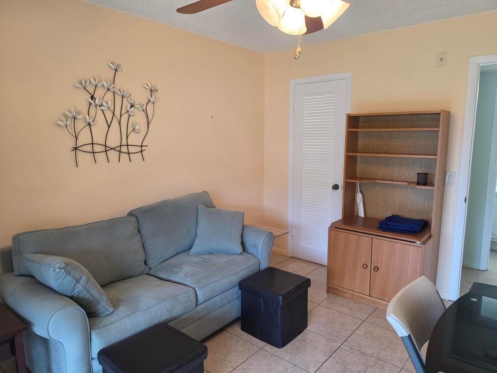 15 Markham - Photo 14