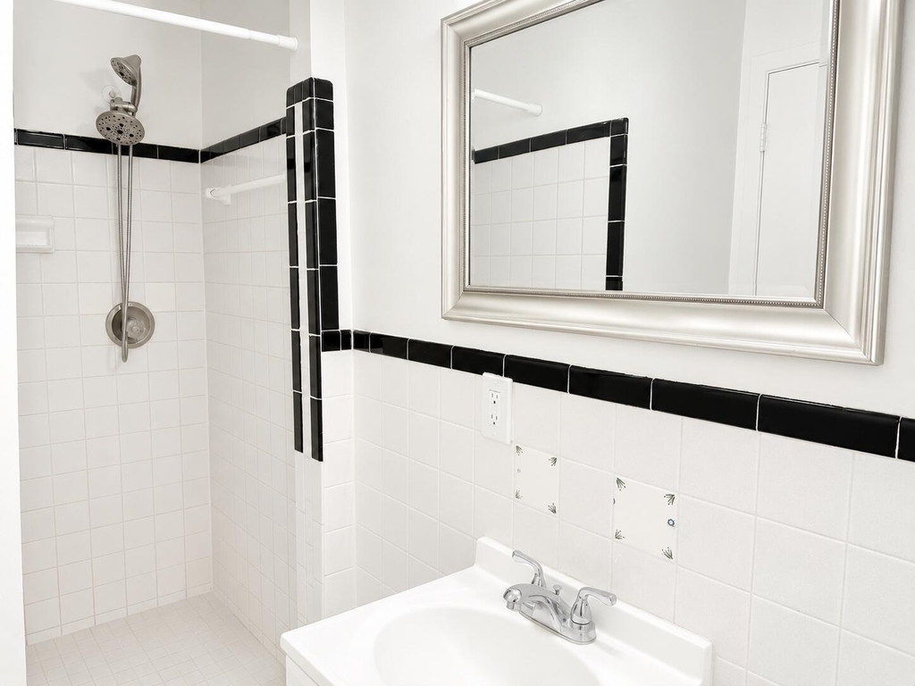 8012 U.s. 1 - Photo 7