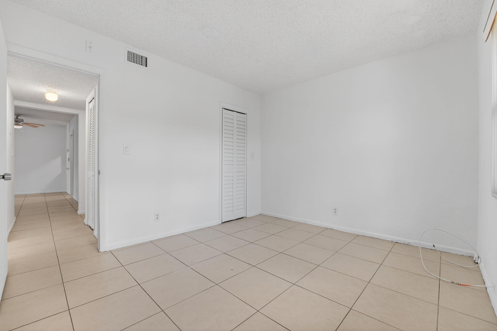 760 Se 2nd Avenue - Photo 21