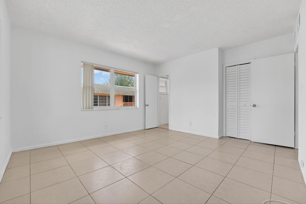 760 Se 2nd Avenue - Photo 17