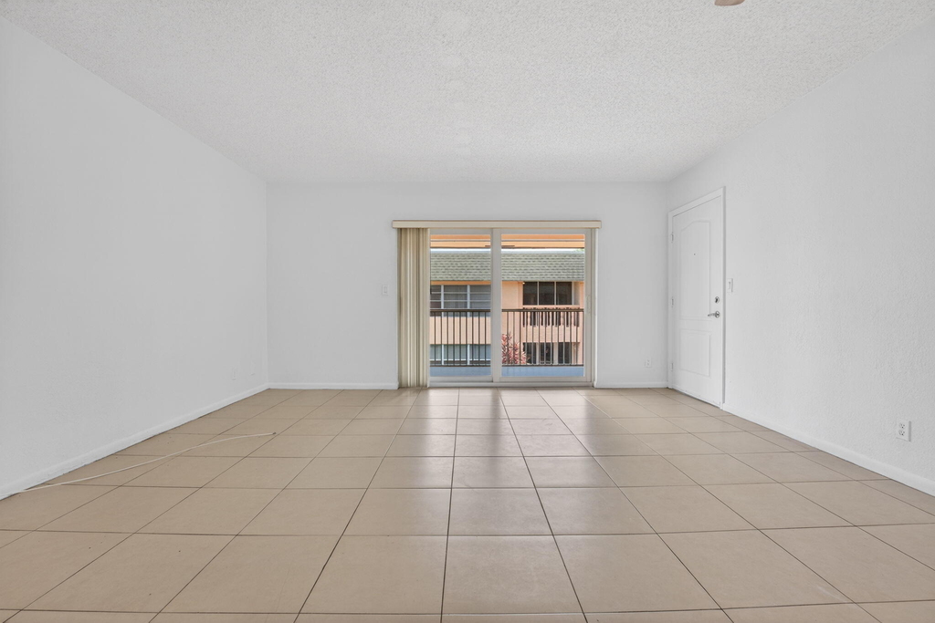 760 Se 2nd Avenue - Photo 7