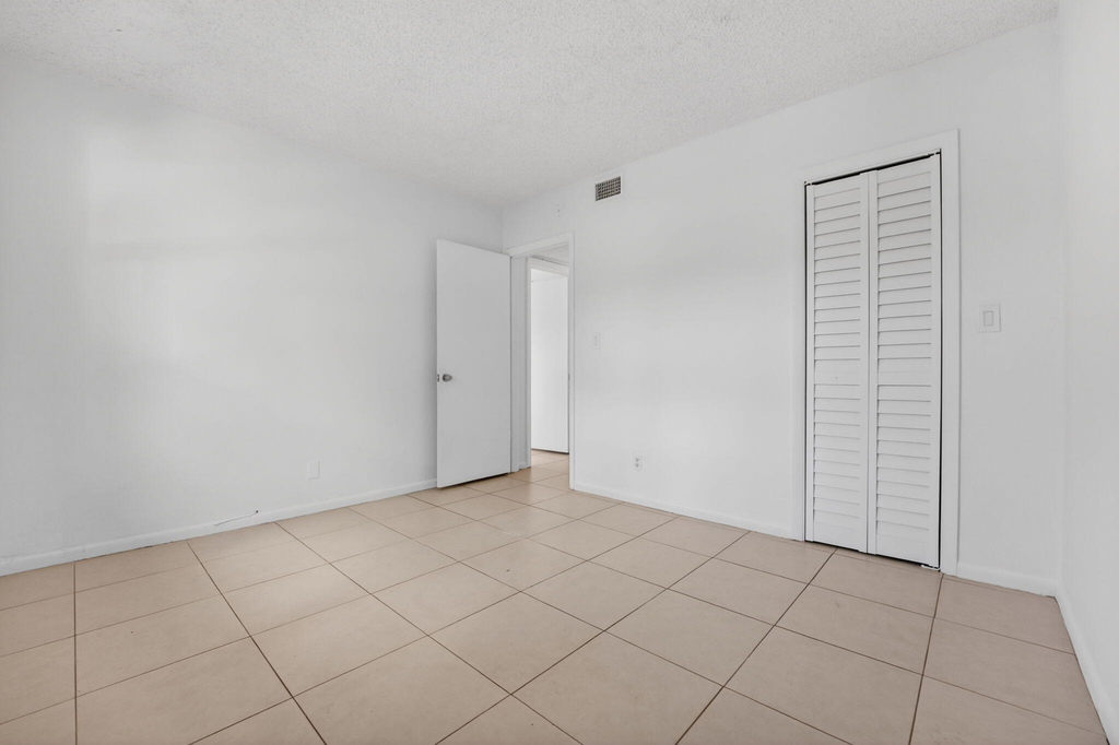760 Se 2nd Avenue - Photo 22