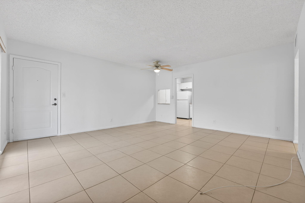 760 Se 2nd Avenue - Photo 5