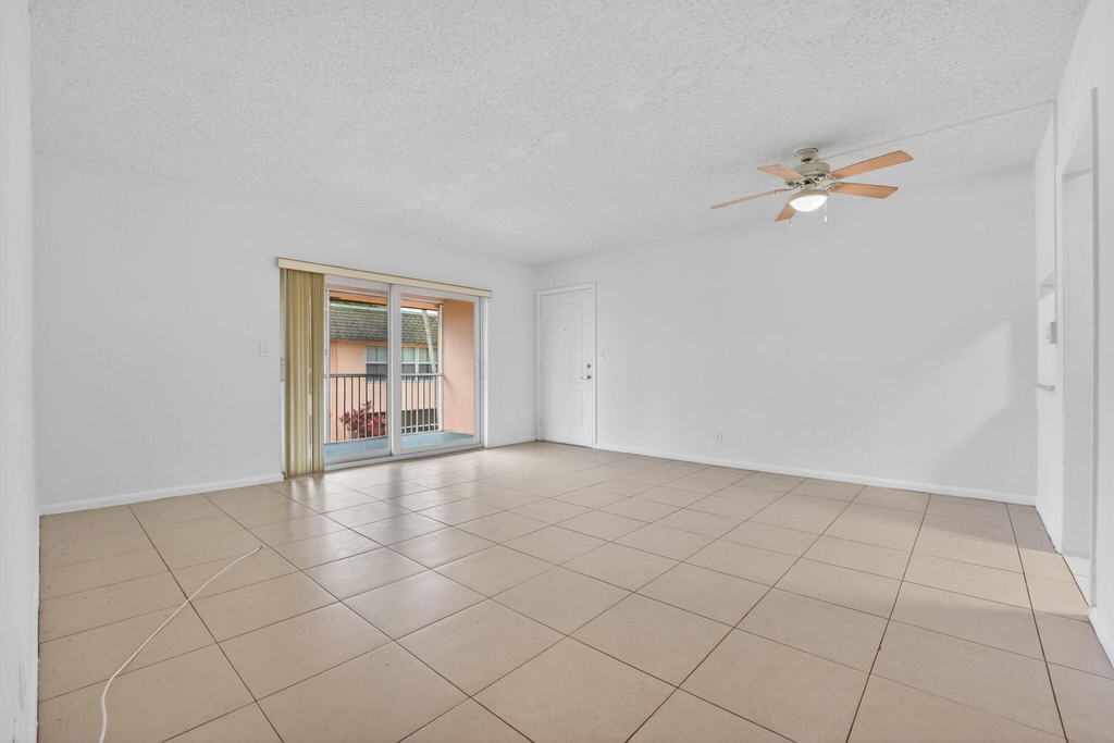 760 Se 2nd Avenue - Photo 8