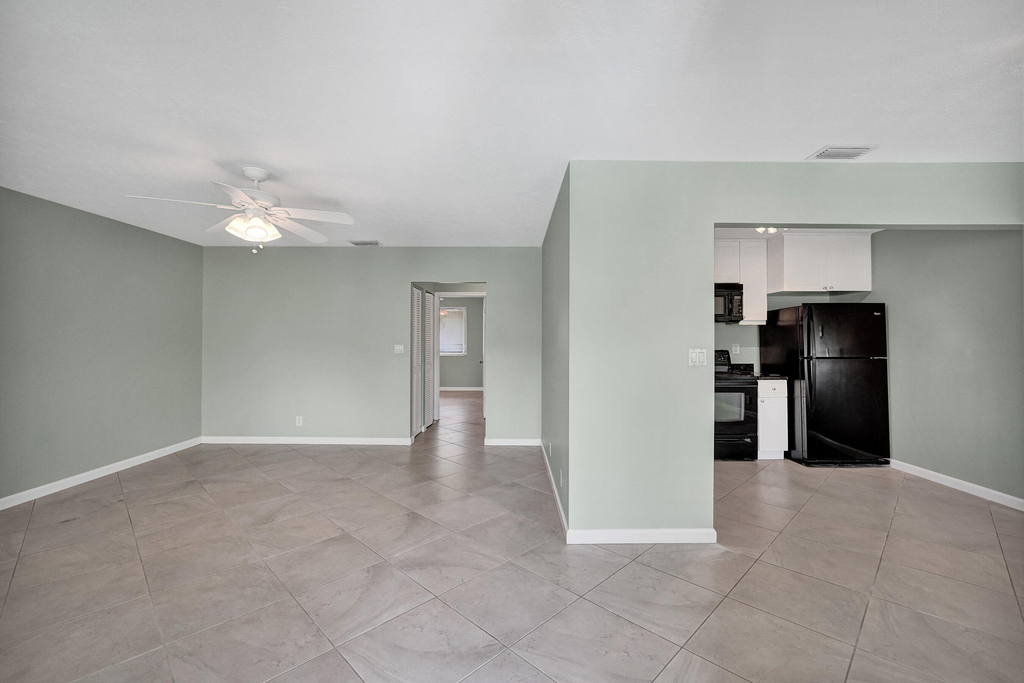 1250 Miami Road - Photo 5