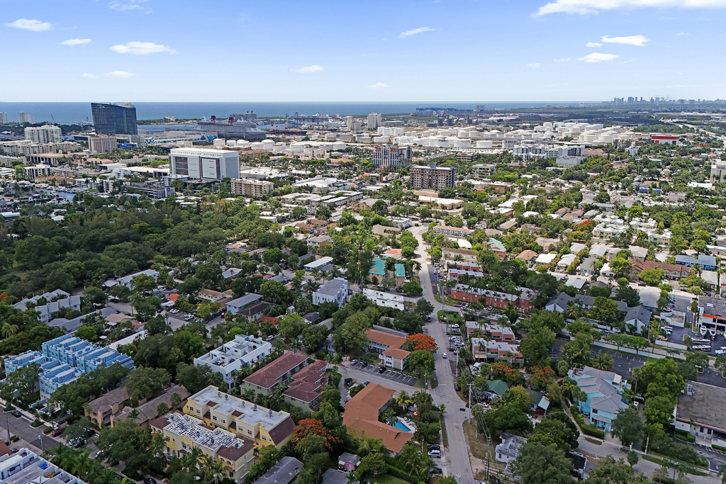 1250 Miami Road - Photo 30