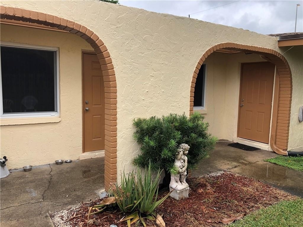 1796 Nw 52nd Avenue - Photo 2