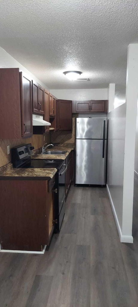 1796 Nw 52nd Avenue - Photo 6