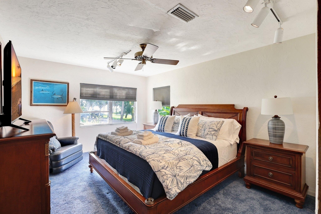 7501 S Indian River Drive - Photo 23