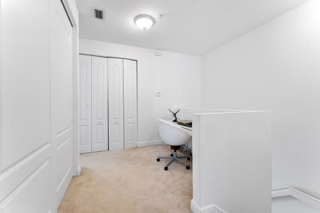 638 Nw 38th Circle - Photo 19