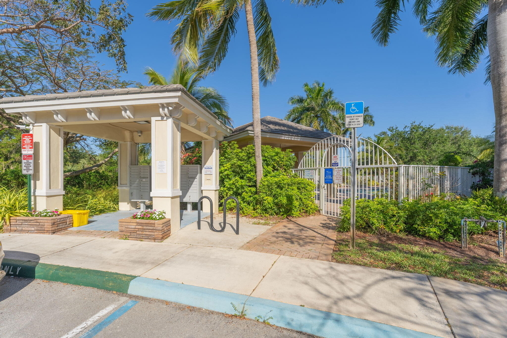638 Nw 38th Circle - Photo 46